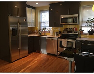 27 Englewood Ave unit 4, Brookline, MA 02445 - photo 2