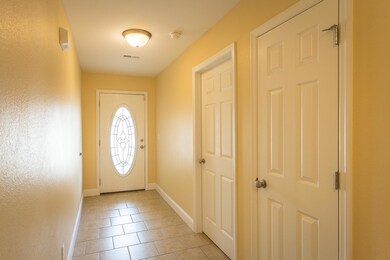 2404 Applebrook Drive-126