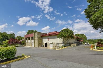 15726 Viewpoint Cir, Dumfries, VA 22025 - photo 4