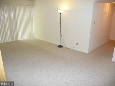 11415 Commonwealth Dr unit 1, Rockville, MD 20852 - photo 6