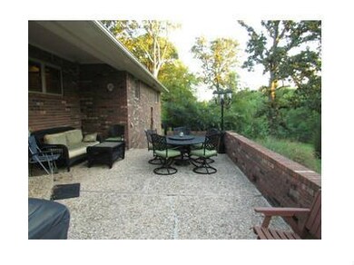 208 Western Hills Dr, Siloam Springs, AR 72761 - photo 5