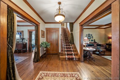 124 E 5th St, Claremore, OK 74017 - photo 5