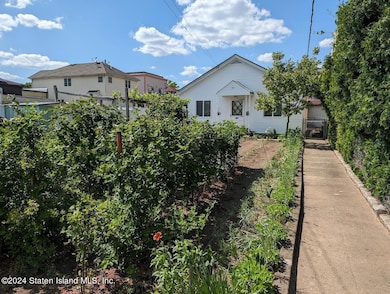 155 Olympia Blvd, Staten Island, NY 10305 - photo 4
