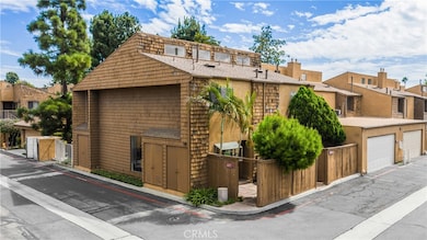 1675 W Lambert Rd unit 22, La Habra, CA 90631 - photo 2