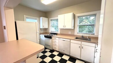 613 1/2 Oxford St unit 1, Houston, TX 77007 - photo 2