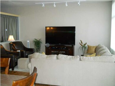 Light and bright livingroom