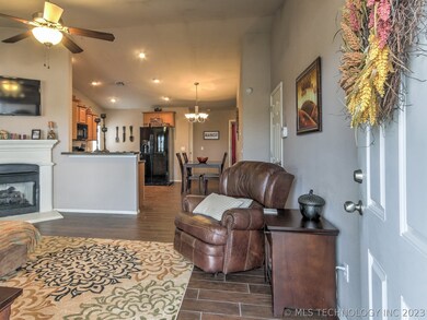 25876 E 89th Place S, Broken Arrow, OK 74014 - photo 5