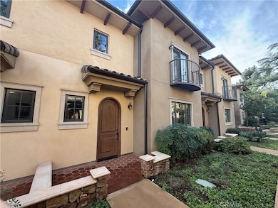 158 S Sierra Madre Blvd unit 11, Pasadena, CA 91107 - photo 2