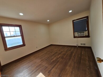 32 Highview Dr, Woodland Park, NJ 07424 - photo 4