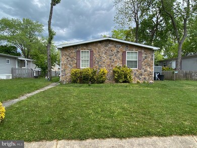 1507 Flanders Ln unit K, Harwood, MD 20776 - photo 3