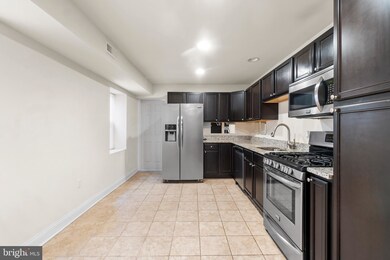 848 W Lombard St, Baltimore, MD 21201 - photo 4