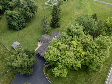 2205 E Centerville Station Rd - Lori Jon