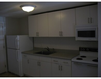 234 Low St unit 5, Newburyport, MA 01950 - photo 3