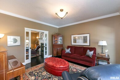 2839 E 44th St, Davenport, IA 52807 - photo 7