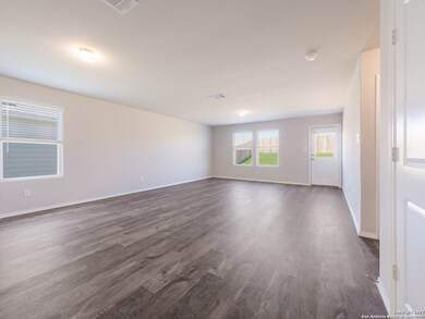 7203 Green Sapphire, San Antonio, TX 78263 - photo 6