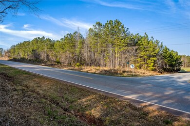 328 Hammond Cir, Anderson, SC 29621 - photo 2