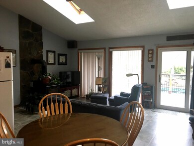 212 Penny Ln, Schuylkill Haven, PA 17972 - photo 7