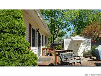 28 Fleetwood Dr, Newburgh, NY 12550 - photo 2