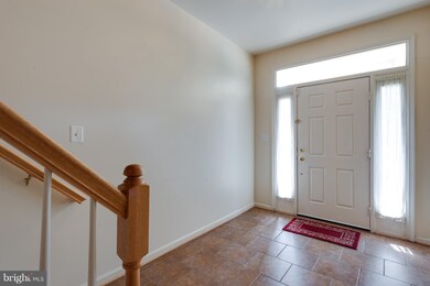 13396 Burrough Farm Dr, Herndon, VA 20171 - photo 3