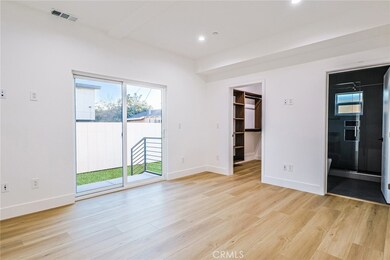 4846 W 17th St unit 1/2, Los Angeles, CA 90019 - photo 5