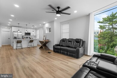 1242 N 15th St unit 2, Philadelphia, PA 19121 - photo 4