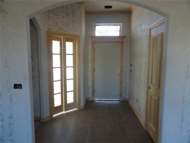 1928 Alexander Way, Yukon, OK 73099 - photo 4