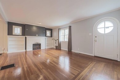 005-Living-Room