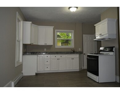 480 E Merrimack St, Lowell, MA 01852 - photo 3