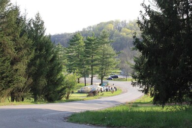 Hide-A-Way Hills Club