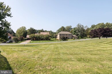 9209 Winterset Dr, Rockville, MD 20854 - photo 3