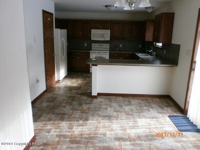 213 Dryden Rd, Stroudsburg, PA 18360 - photo 3