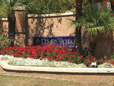 Pointe Entrance