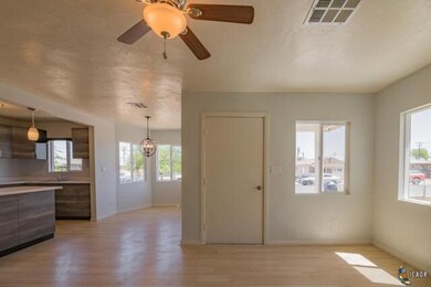 727 Woodward Ave, El Centro, CA 92243 - photo 7