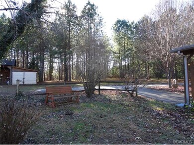 19225 Templeton Rd, Carson, VA 23830 - photo 3