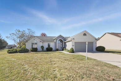 1231 Bluff Pointe Way, Fort Wayne, IN 46845 - photo 4