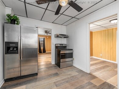 2206 Childress Rd, Alum Creek, WV 25003 - photo 5