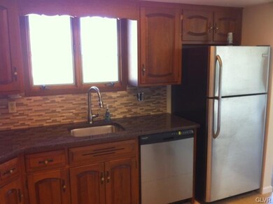 865 7th St, Whitehall, PA 18052 - photo 5