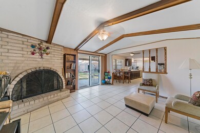 10216 Maxwood Dr, El Paso, TX 79925 - photo 6