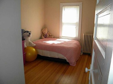 41 Bedlow Ave unit 2, Newport, RI 02840 - photo 7