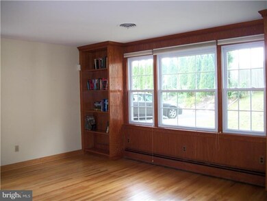 605 Creekside Rd, Wallingford, PA 19086 - photo 4