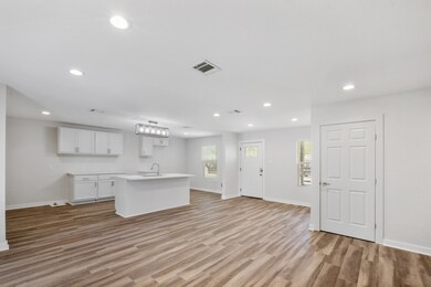 4610 Kingsbury St, Houston, TX 77021 - photo 5