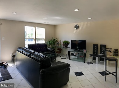 13934 Winding Ridge Ln, Centreville, VA 20121 - photo 3