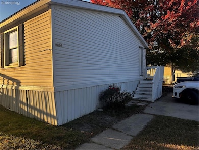 7084 Ranger Dr, Romulus, MI 48174 - photo 2