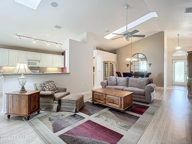 1160 Sable Key Circle-10