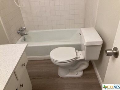 903 N Main St unit E, Copperas Cove, TX 76522 - photo 7