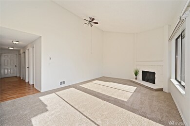 22700 28th Ave S unit 302, Des Moines, WA 98198 - photo 4