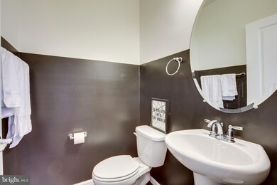 126 Cambria Walk unit 126, Alexandria, VA 22304 - photo 4