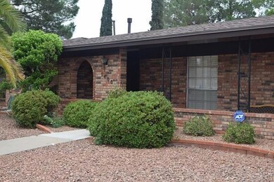 1400 Pintoresco Dr, El Paso, TX 79935 - photo 3