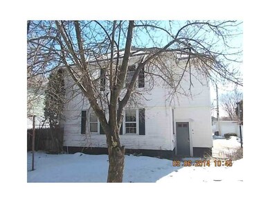 16 Aetna St, Central Falls, RI 02863 - photo 2