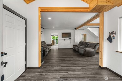 908 N Jeffries St, Aberdeen, WA 98520 - photo 4